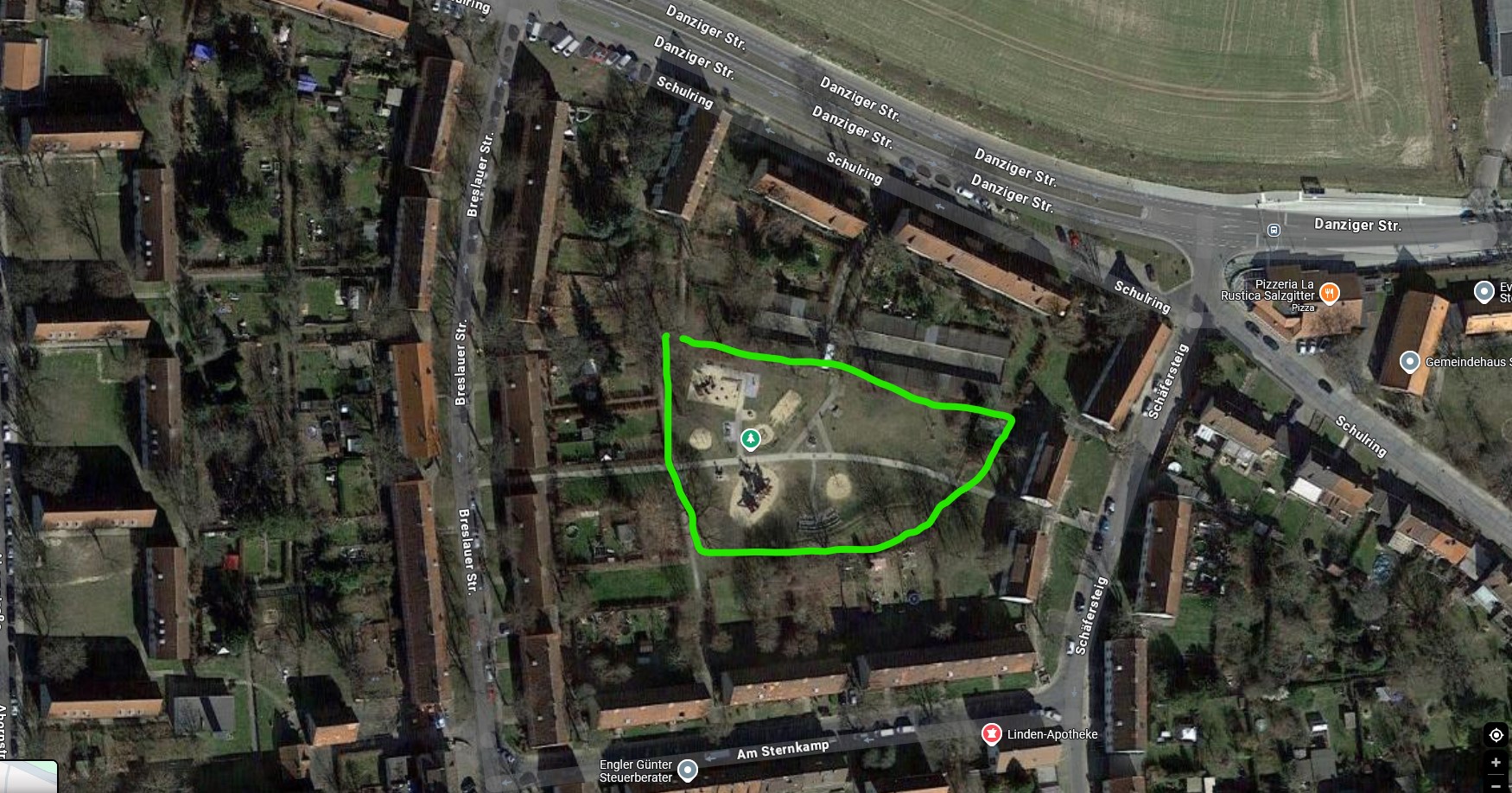 Alter Friedhof - Heute ein Spielplatz - Danziger Straße / Breslauer Straße